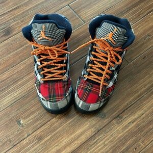 Air Jordan Orange Shoes for Boys Sizes  4